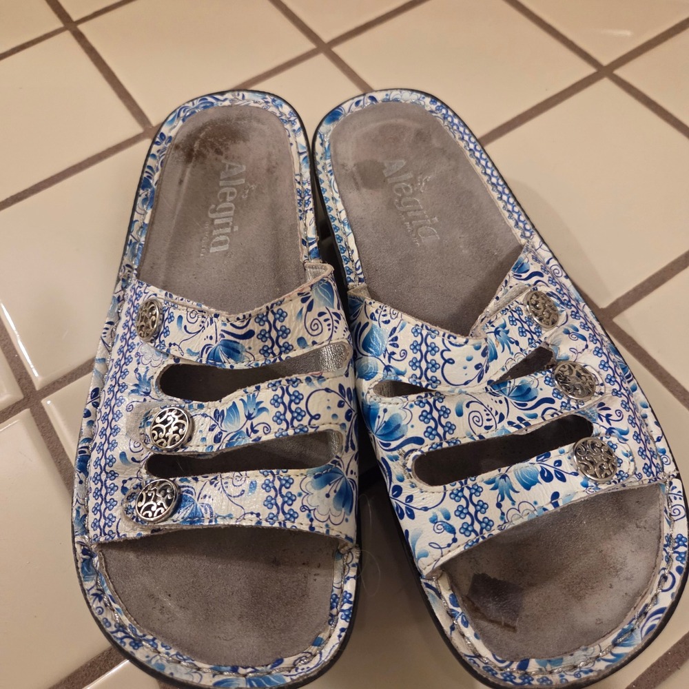 Alegria FIO-452 Blue White Floral Leather Slide Sandals Womens 36 US 6-6.5 - Picture 3 of 6